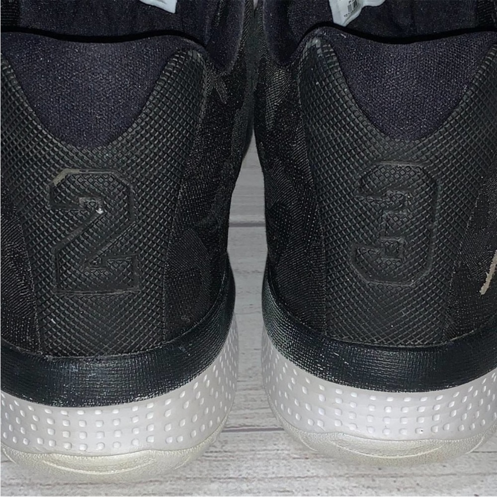 Jordan B.Fly Black White Camo Sneakers 9.5